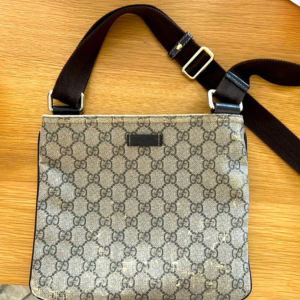 Authentic vintage Gucci crossbody